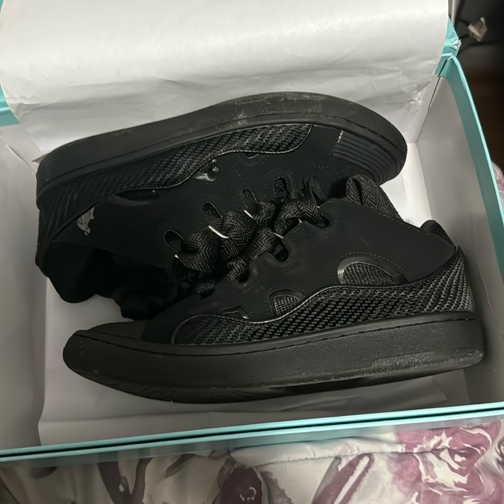 Black Lanvins